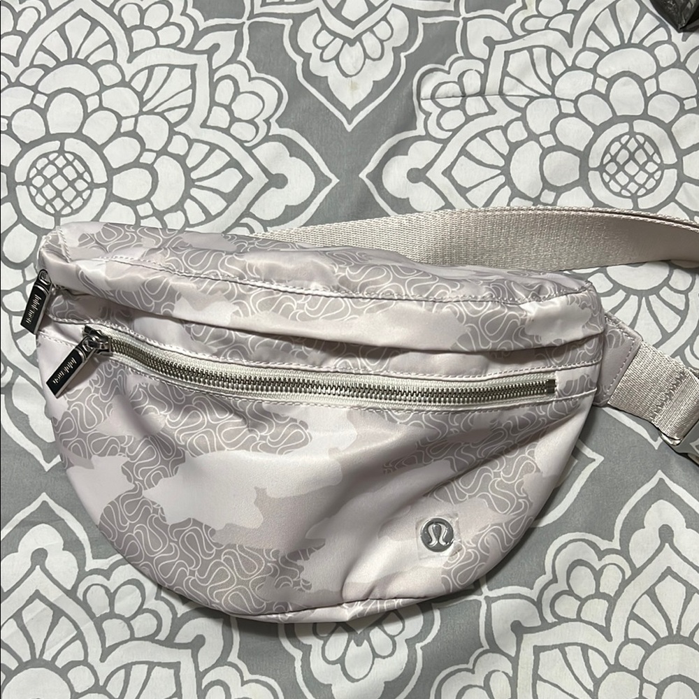 Lululemon city adventurer belt bag 2.5L